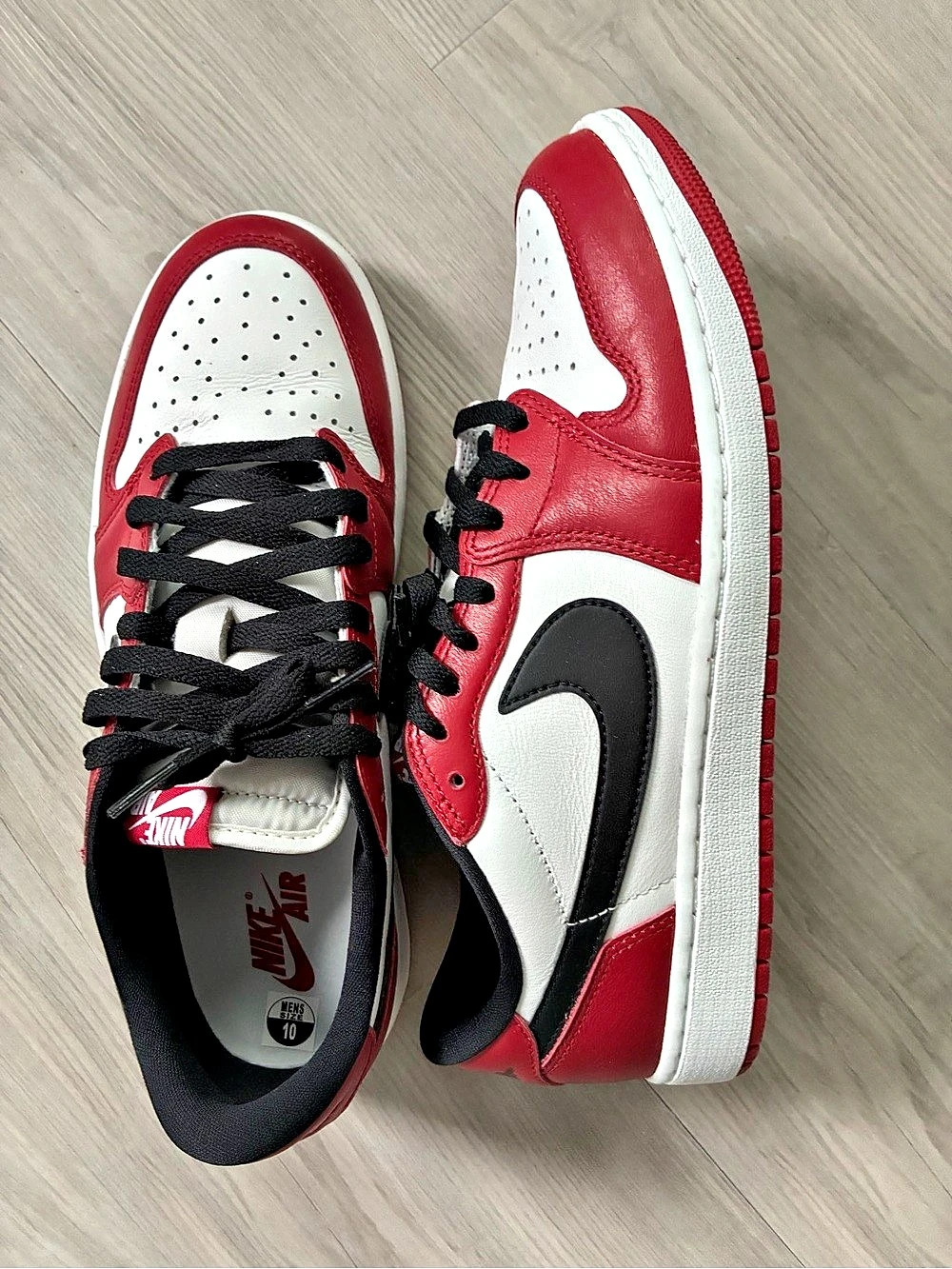 Nike Air Jordan 1 Low OG Chicago